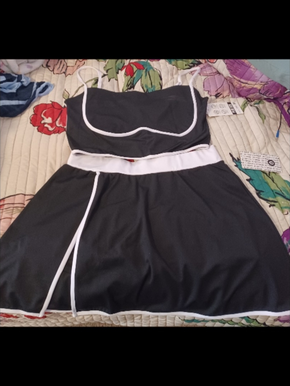 Plus-size Black and White Trim Skort Set